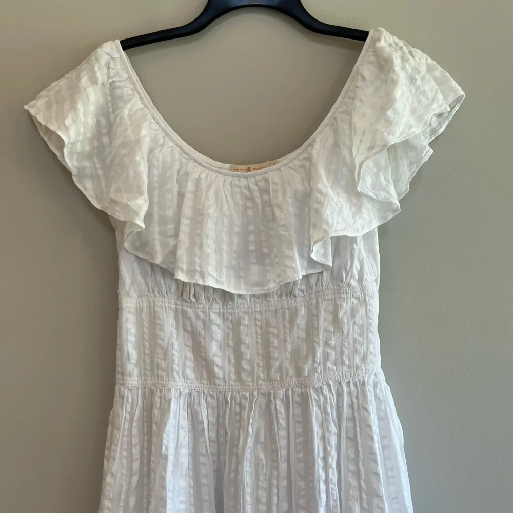 Tory Burch Off Shoulder White Cotton Seersucker Striped Ruffle Dress, size 2 - Picture 4 of 13